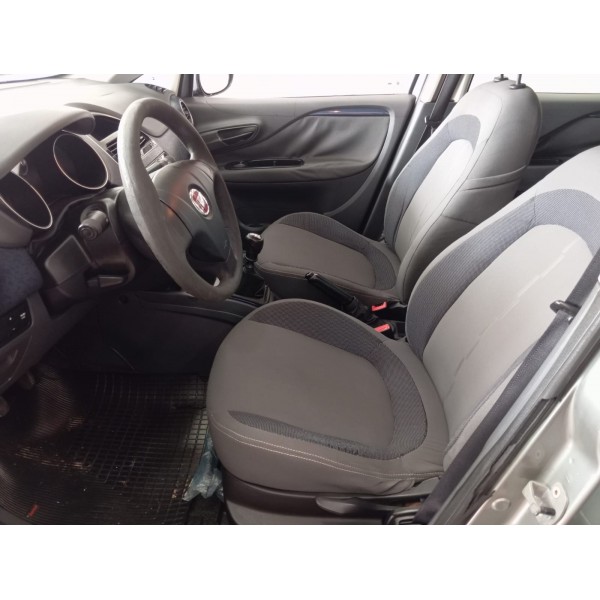 Fiat Punto Attractive 1.4 