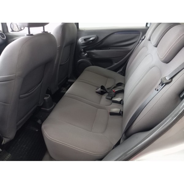 Fiat Punto Attractive 1.4 