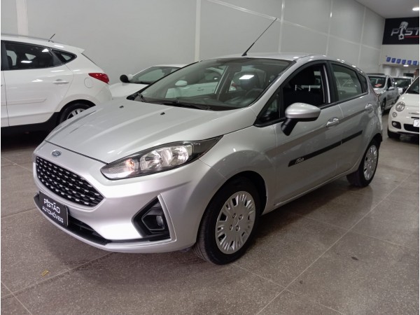 Ford Fiesta SE 1.6 Manual